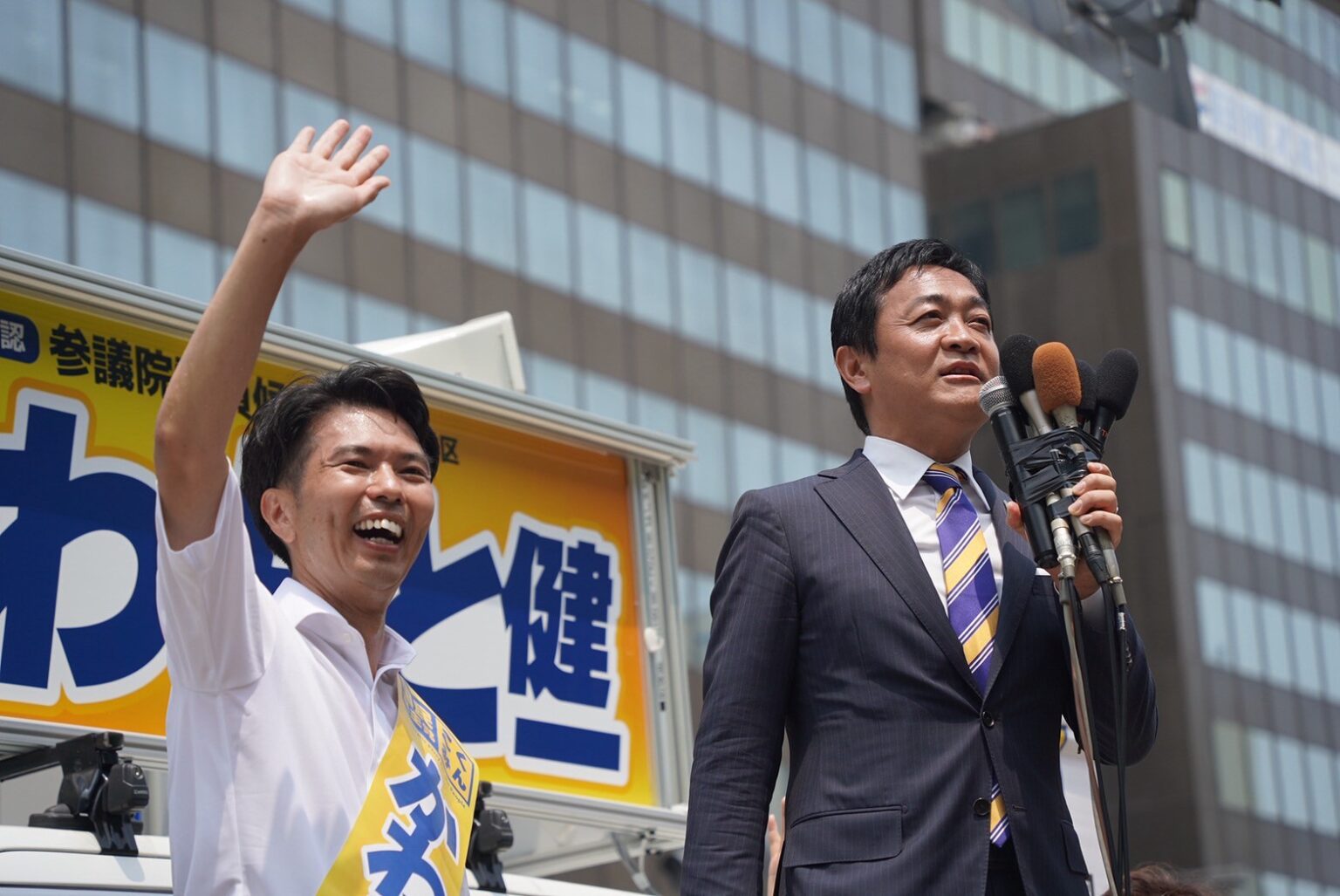 【福岡・かわもと健一】「批判だけでなく、具体的な政策で実績を積み上げていく」玉木代表が博多駅前で演説
