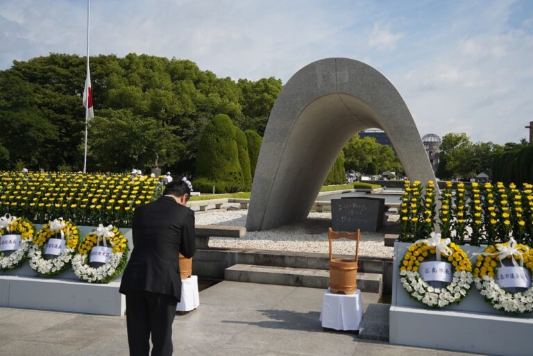 【広島】玉木代表が「令和7年広島市原爆死没者慰霊式並びに平和祈念式」に参列