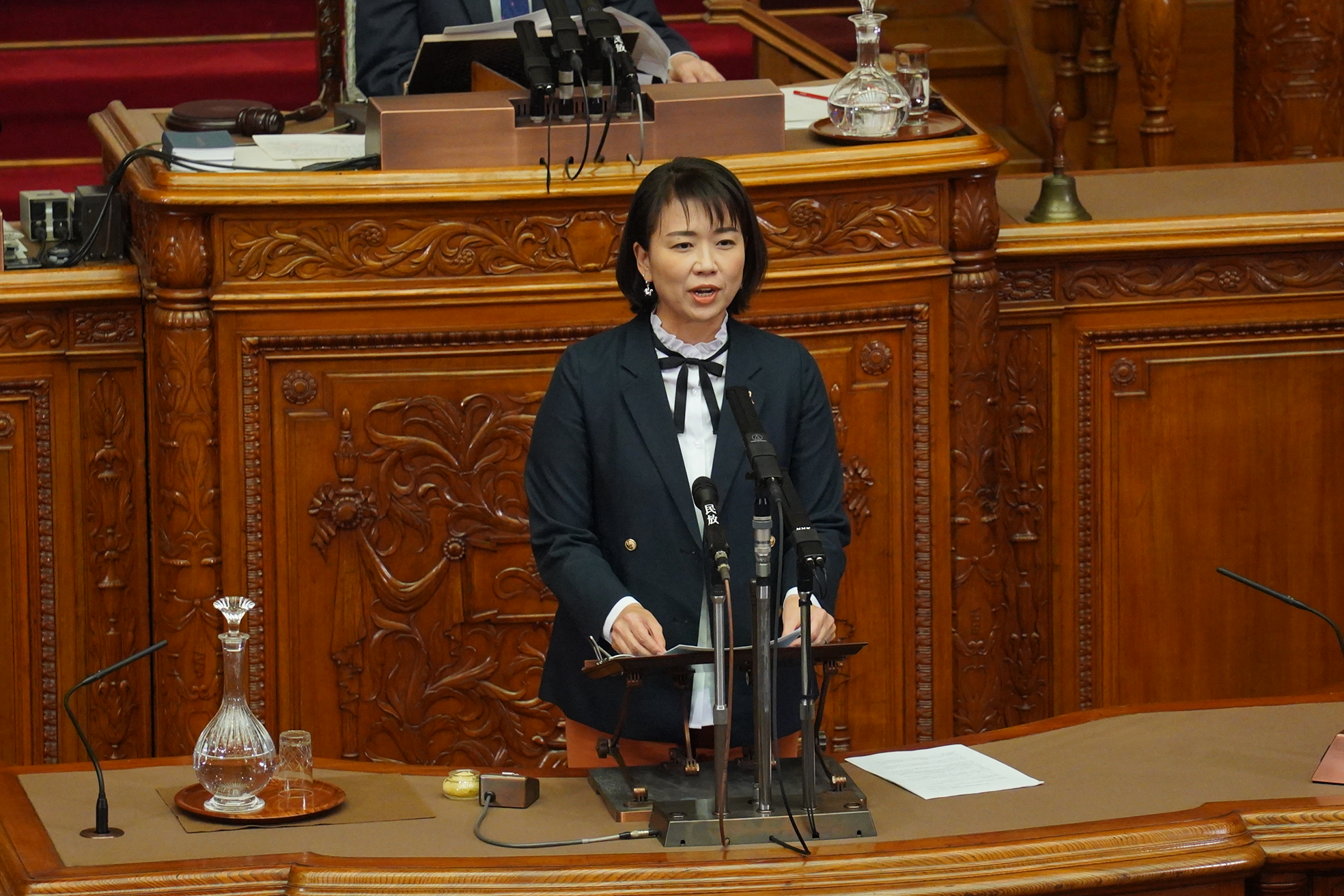 【参本会議】伊藤孝恵議員が令和7年度補正予算案について質疑