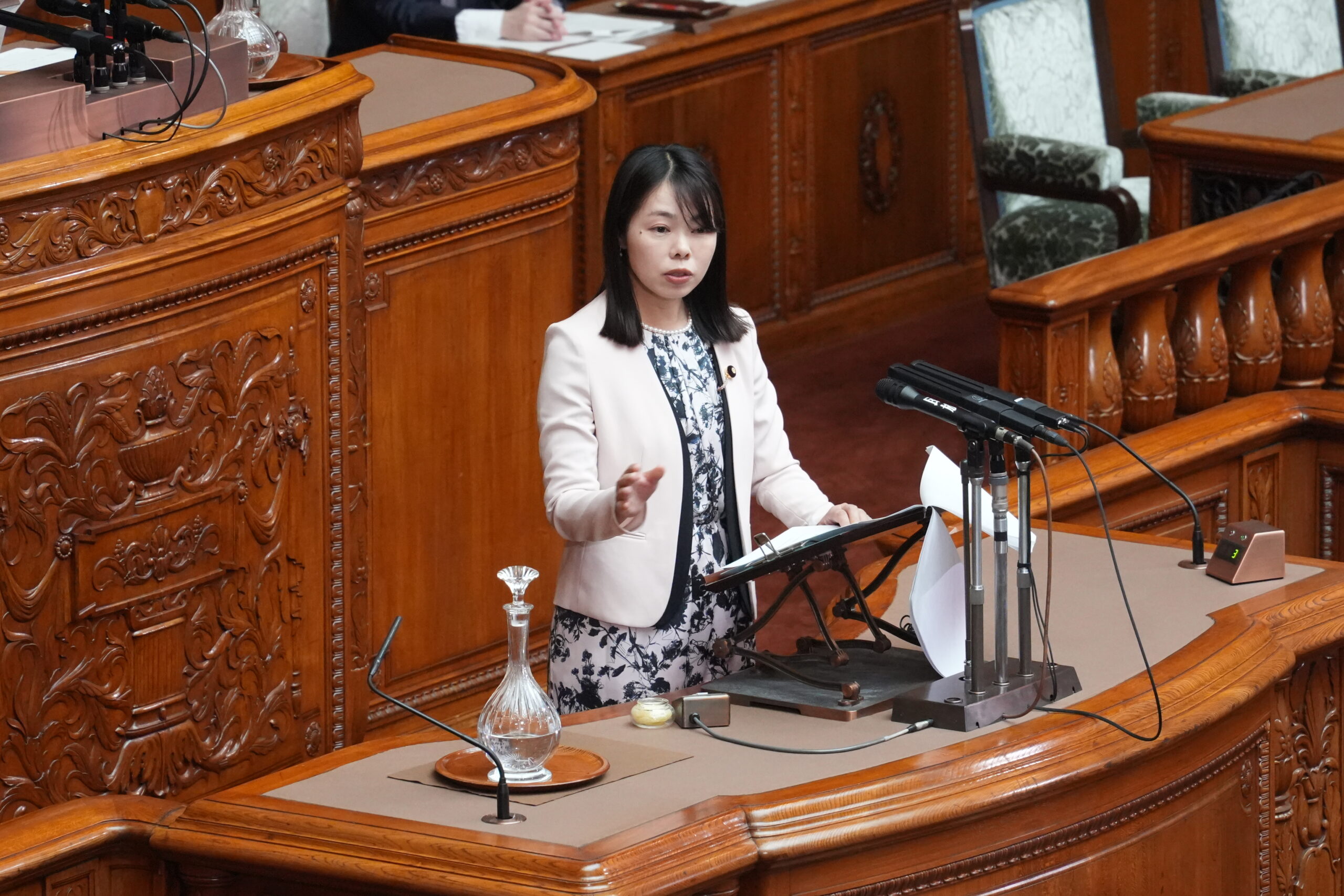 【参本会議】小林さやか議員が刑事訴訟法改正案に対する反対討論で登壇
